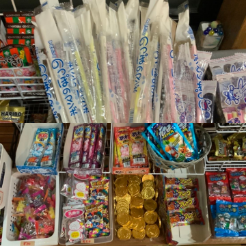 オリジナル雑貨と駄菓子がたくさん揃う御坊市の手作り雑貨店