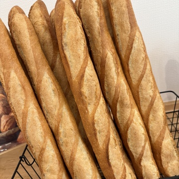 バゲット 280円（税抜）